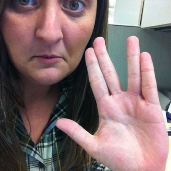 Meet your Posher, Crystal - Picture 3 of 5